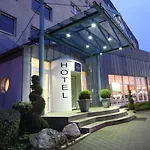 Hotel Ramada By Wyndham 3*