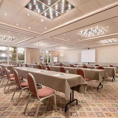 Ramada By Wyndham Bottrop