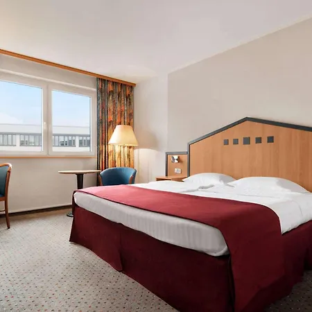 Ramada By Wyndham Bottrop