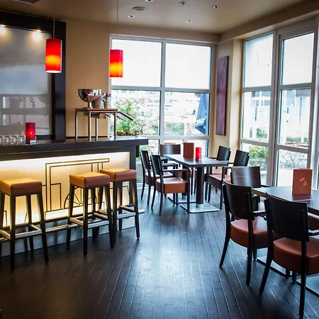 Ramada By Wyndham 3*