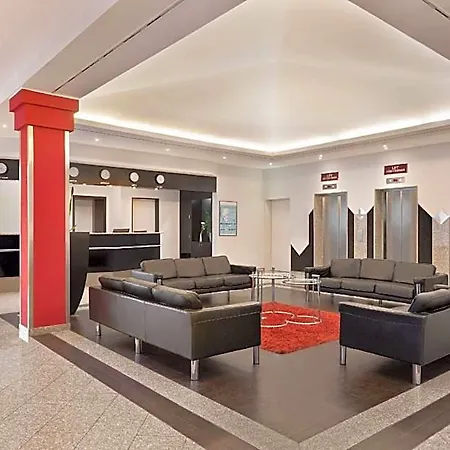 Ramada By Wyndham 3*