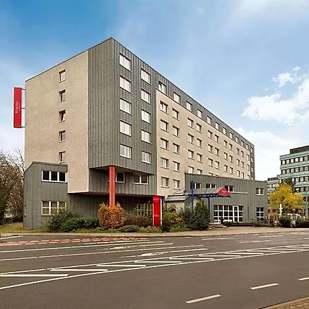 Ramada By Wyndham