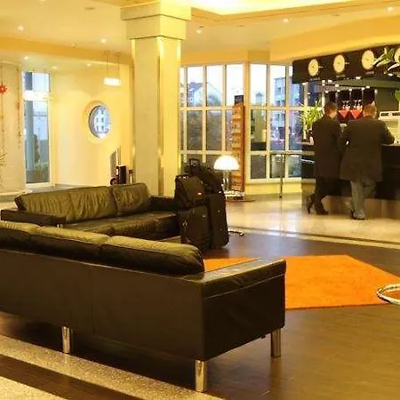 Ramada By Wyndham 3*