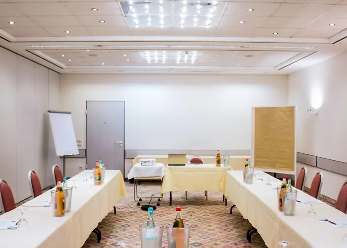 Ramada By Wyndham 3*