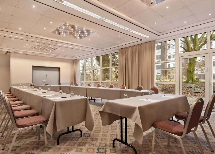 Ramada By Wyndham Hotel 3*