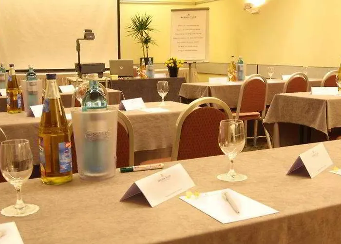 Ramada By Wyndham 3*