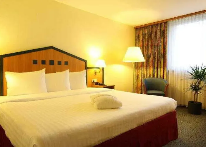 Ramada By Wyndham Hotel 3*